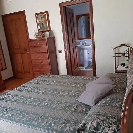 Les Hirondelles Bed & Breakfast Fenis