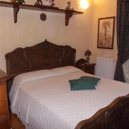 Les Hirondelles Bed & Breakfast Fenis