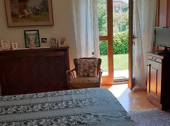 Les Hirondelles Fenis